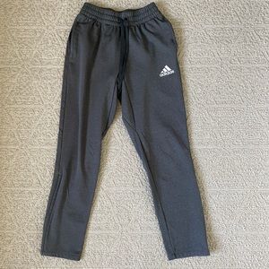 Adidas mens aeroready gray sweatpants size small